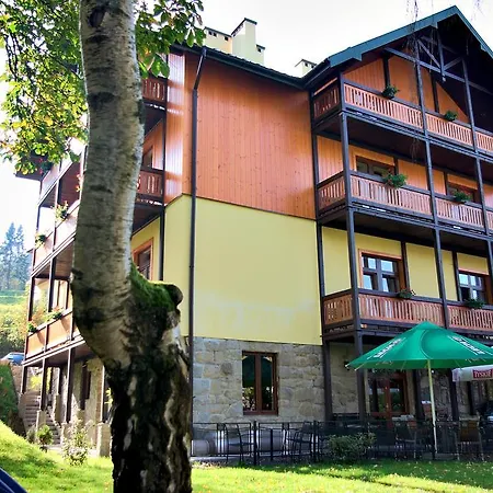 Konukevi Lira Krynica Zdroj